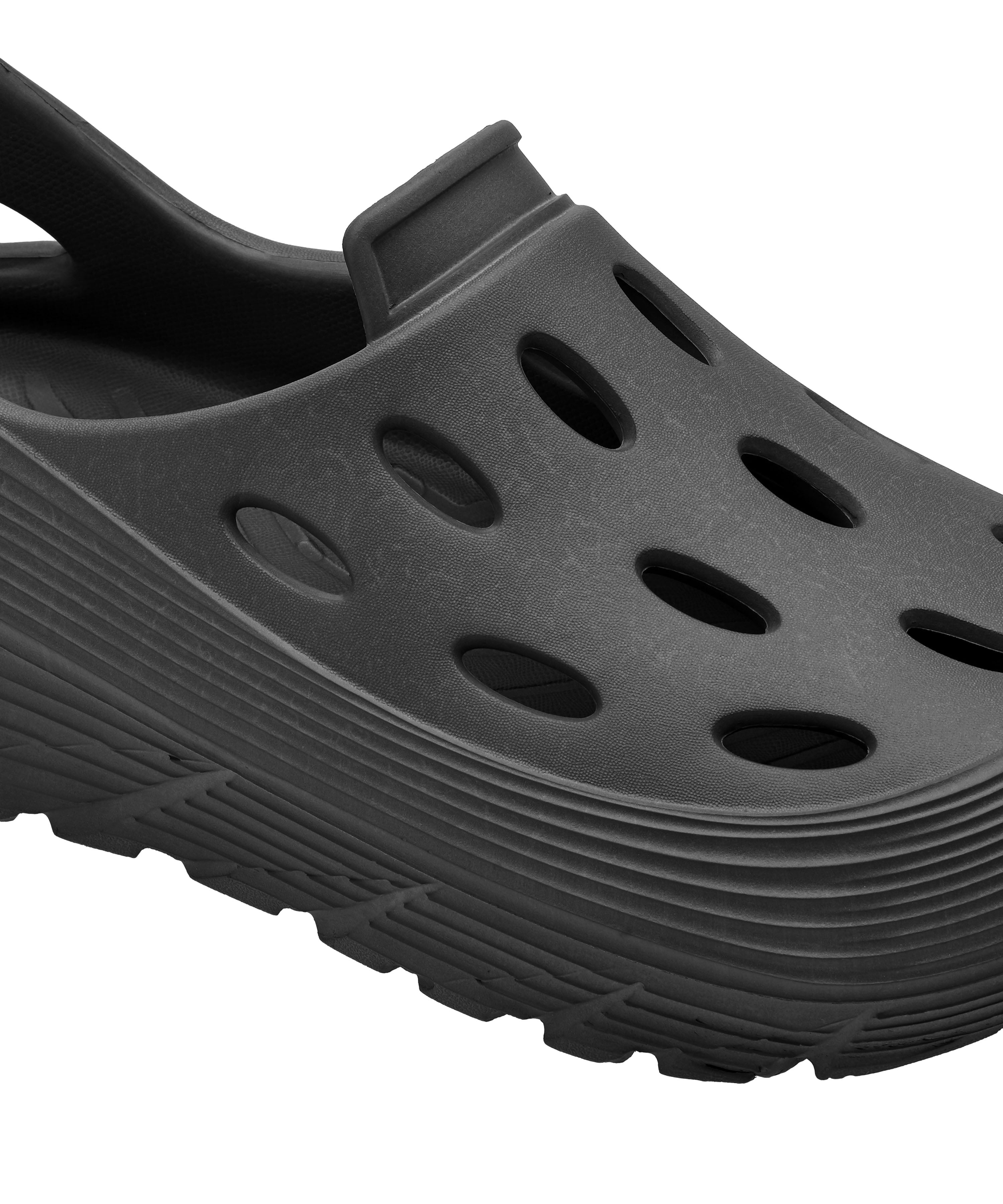 ShadowStride Clogs
