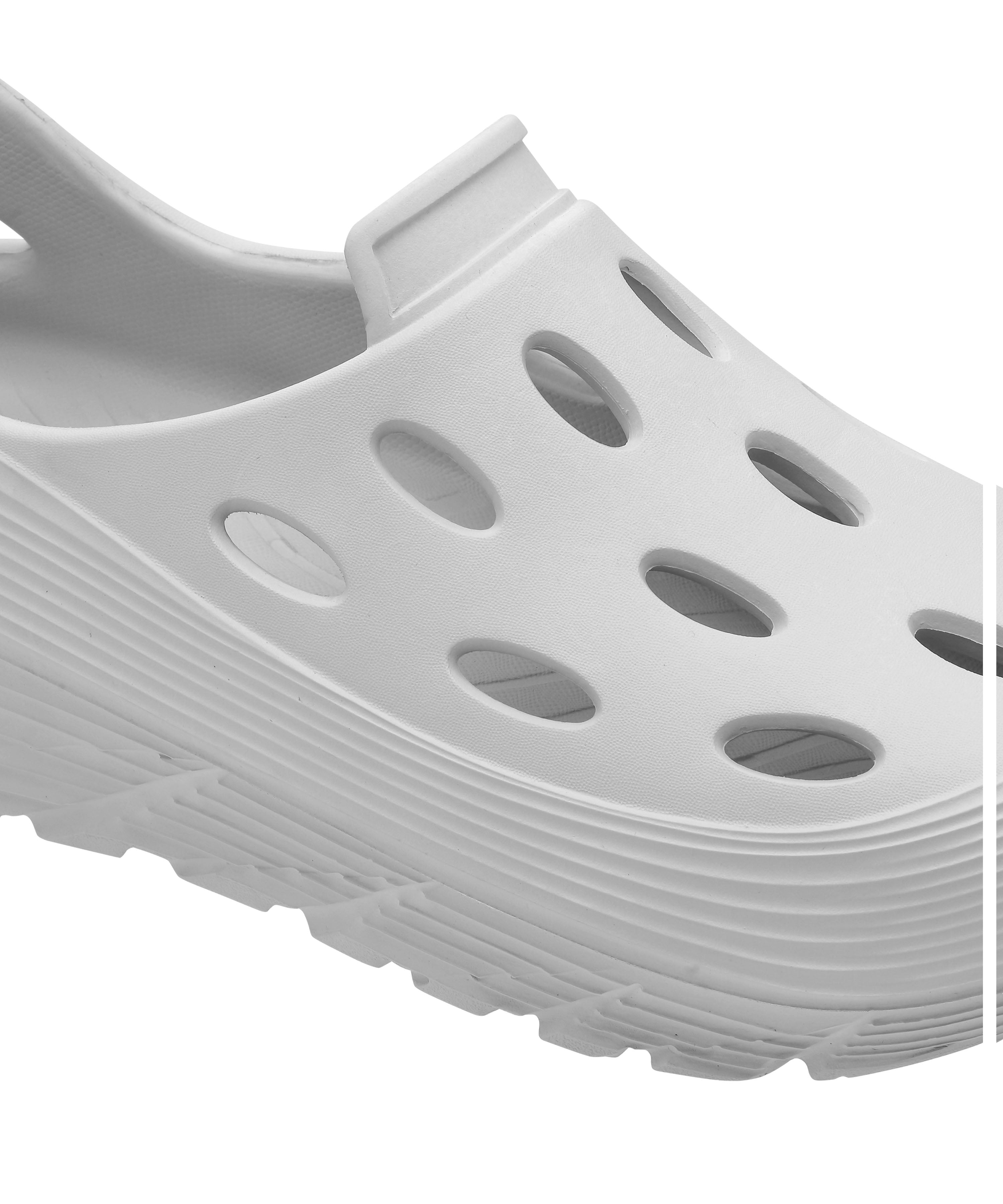 ShadowStride Clogs