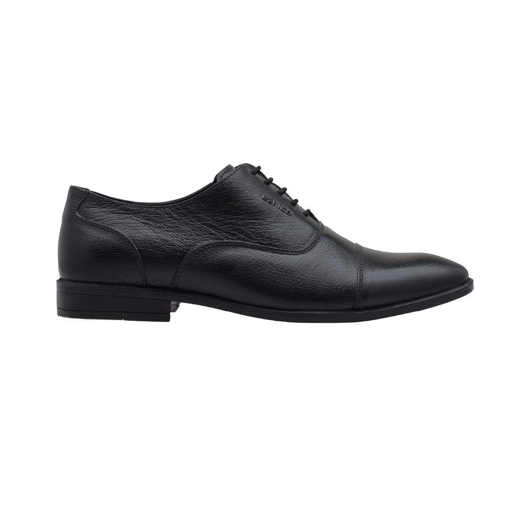 Ezhigo Men’s Cap-Toe Leather Formal Shoe